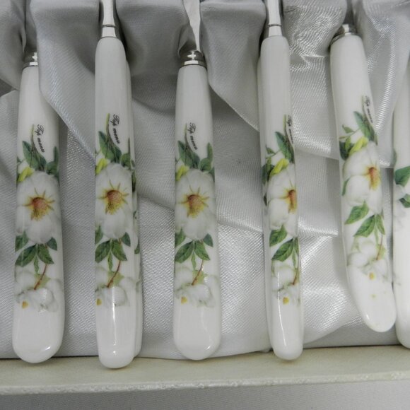 Porcelain Chopstick w/ Long Spoon Set for 5 floral green white 9" Long flatware - Picture 4 of 8
